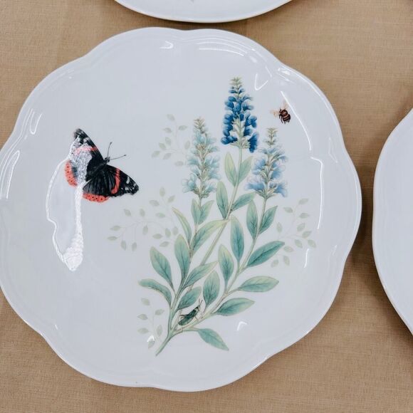 4 Lenox BUTTERFLY MEADOW Porcelain Salad Luncheon Plates 9" Scalloped Edge - Picture 2 of 10
